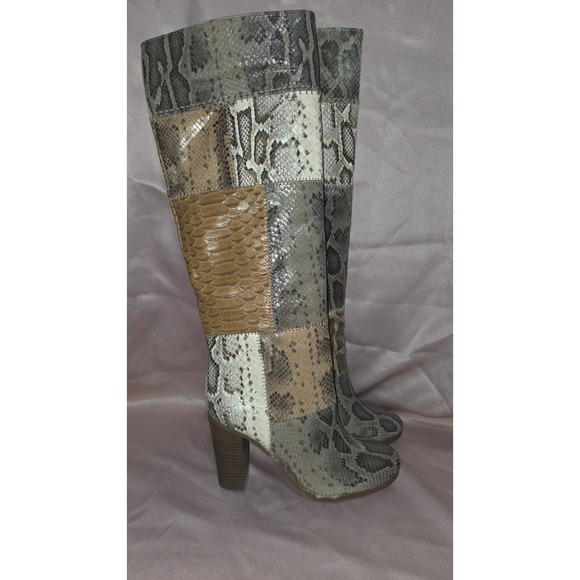 Coach Women's 'Trudie' Man-Made Python Style Women's Boots Size 6.5B - Picture 4 of 10